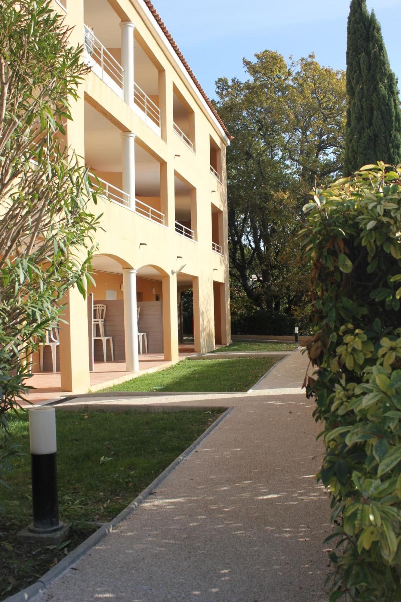 The Originals City, Hôtel Côté Sud, Marseille Est (Inter-Hotel) Allauch Exterior foto